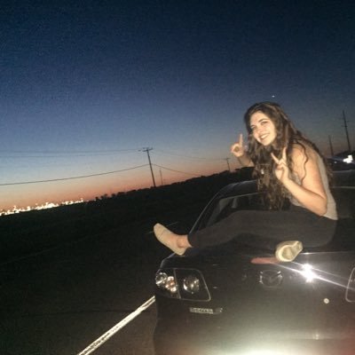 Profile Picture of Julia Monroe (@juliamonroe412) on Twitter