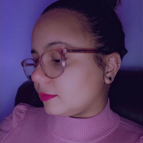 Profile Picture of Jazmin Espinal (@espinaljazmin4) on Poshmark