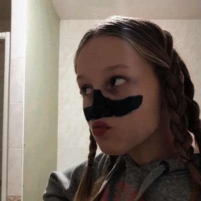 Profile Picture of Léane Robert (@LaneRobert11) on Twitter