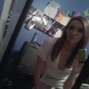 Profile Picture of Kari Garrett (@kari0404) on Myspace