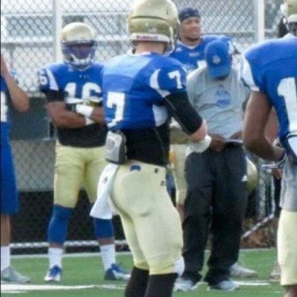 Profile Picture of Dakota Diessner (@ddiessner) on Poshmark