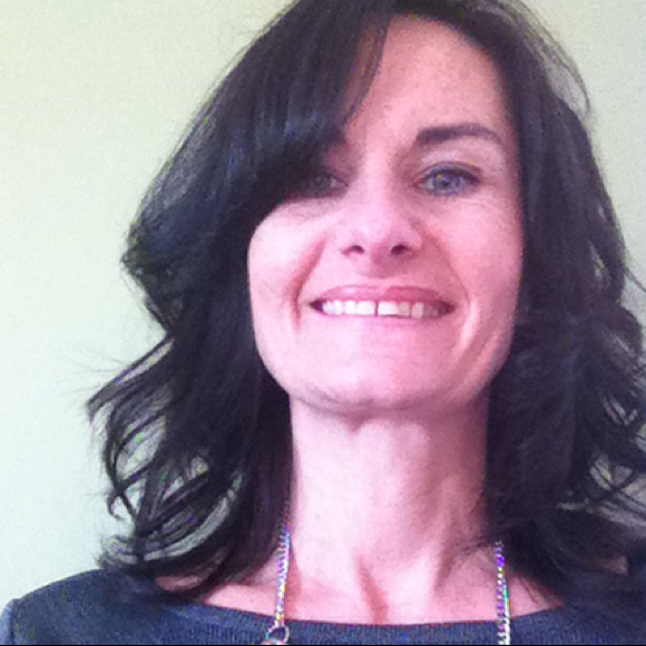 Profile Picture of Jackie Siaus (@jaiaus) on Poshmark