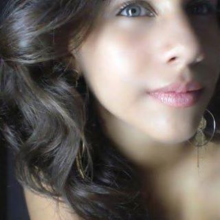 Profile Picture of Gabriela Ult (@gabriela.ult) on Facebook