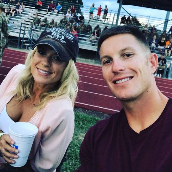 Profile Picture of Travis Fraunfelder (@travisf127) on Poshmark