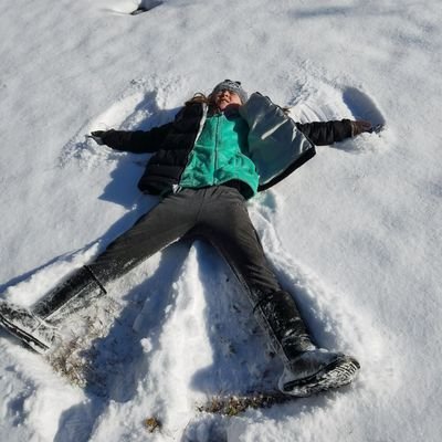 Profile Picture of Johanna Hubbard (@jo_hubb) on Twitter