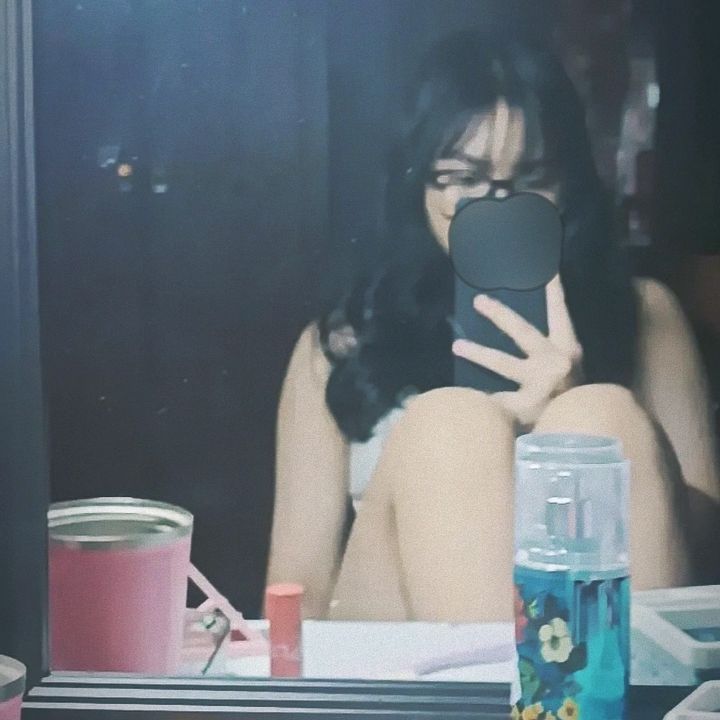 Profile Picture of _duskysoul.n (@whatintheworld._.9) on Tiktok