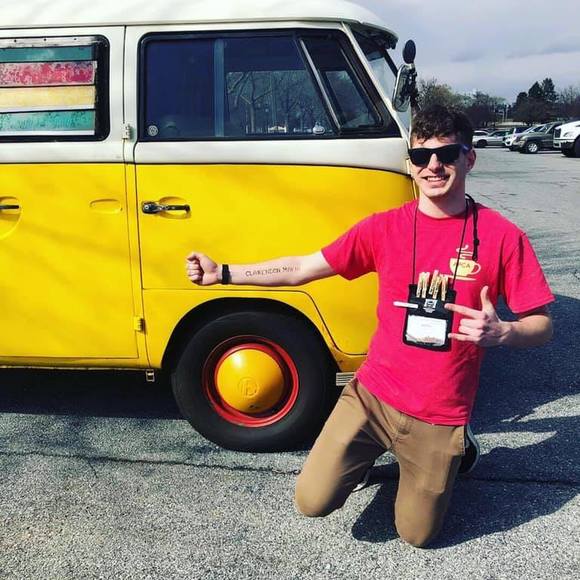 Profile Picture of Daniel Rulander (@danieljrulander) on Poshmark