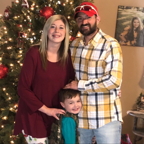 Profile Picture of Peyt Monday (@peytmonday) on Poshmark