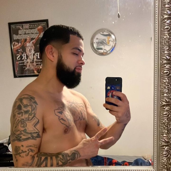 Profile Picture of johnjoerodriguez (@johnshotsz16) on Tiktok