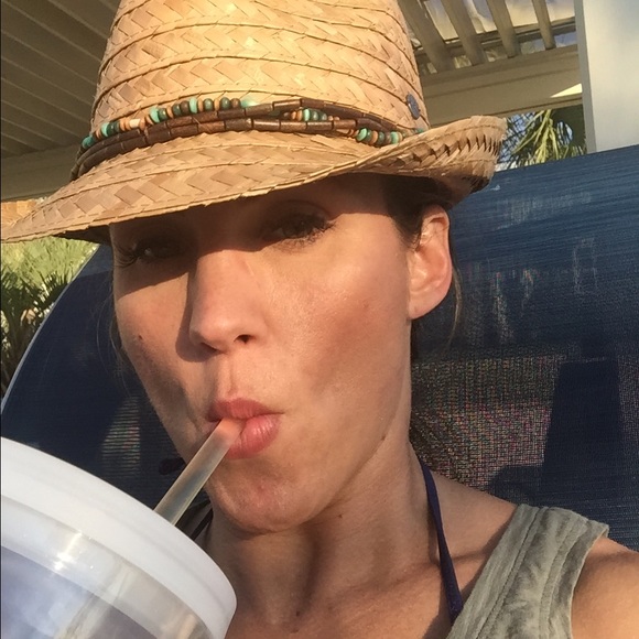 Profile Picture of Amber Mcduff (@coogac) on Poshmark