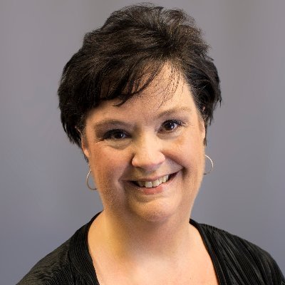 Profile Picture of Tina Collins (@tinacoll) on Twitter