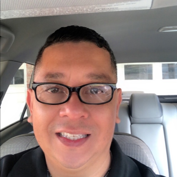 Profile Picture of Chavez Chavez (@rchavez5920) on Poshmark