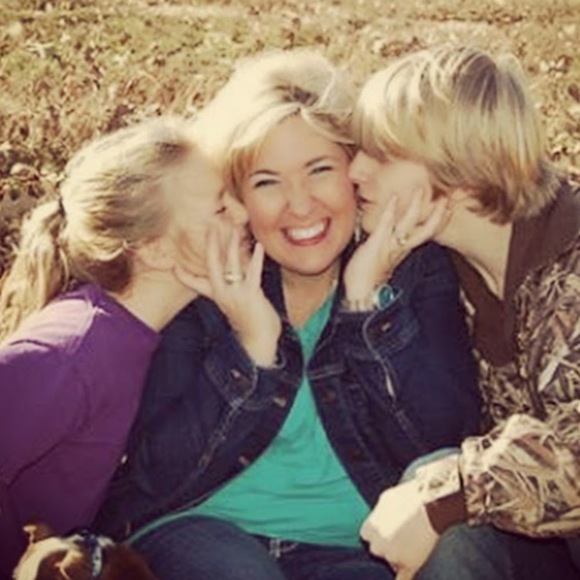 Profile Picture of Sherrie Stevens (@ivoryella6) on Poshmark