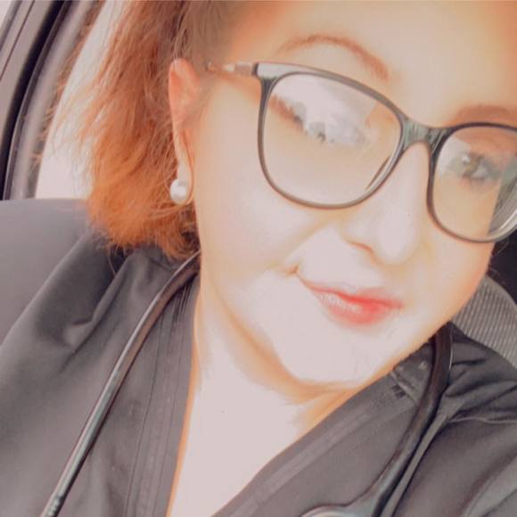 Profile Picture of Stacey Conner (@schollier2016) on Poshmark