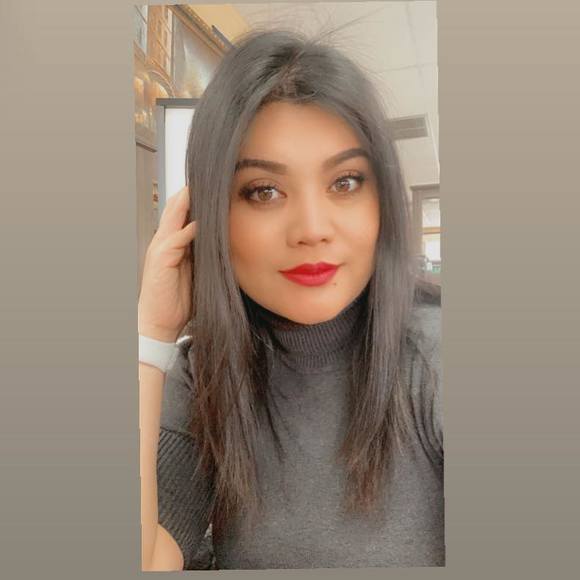 Profile Picture of Jen-jen Carbungco-royere (@jroyere) on Poshmark