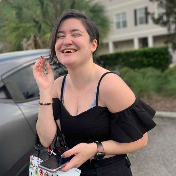 Profile Picture of Amanda Sayers (@jfcamanda) on Poshmark