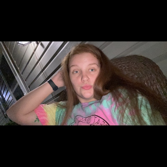 Profile Picture of Bailey Wasmuth (@baileywasmuth) on Poshmark