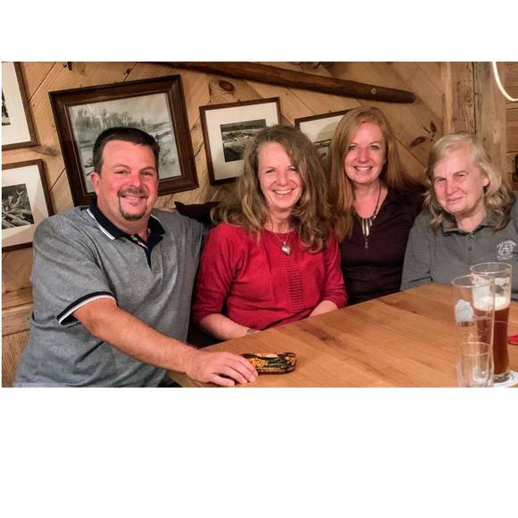 Profile Picture of Ulli Simmons (@ullisimmons) on Poshmark