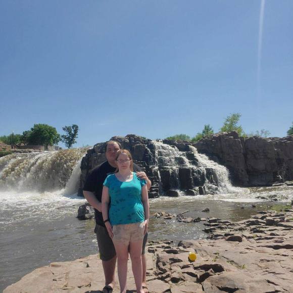 Profile Picture of Danielle Brannon (@goldengypsy1188) on Poshmark