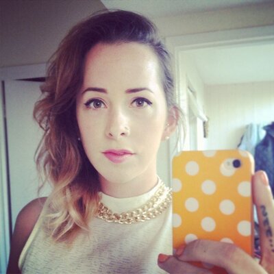 Profile Picture of Ashleigh Hatton (@ben_ashleigh) on Twitter