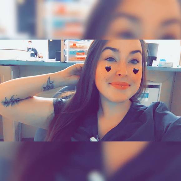 Audra Cheatwood - Poshmark Profile Picture of Audra Cheatwood (@audracheatwood) on Poshmark