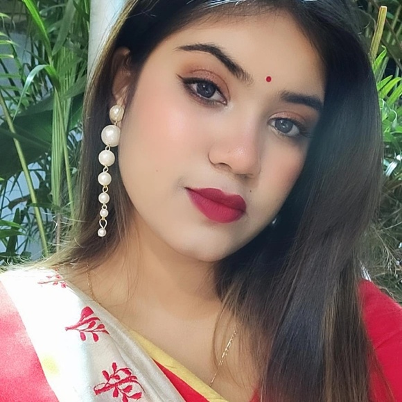 Profile Picture of Rajashree Dutta (@rajashreed) on Poshmark