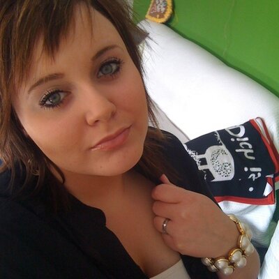 Profile Picture of Lara Nagy (@Larii2308) on Twitter