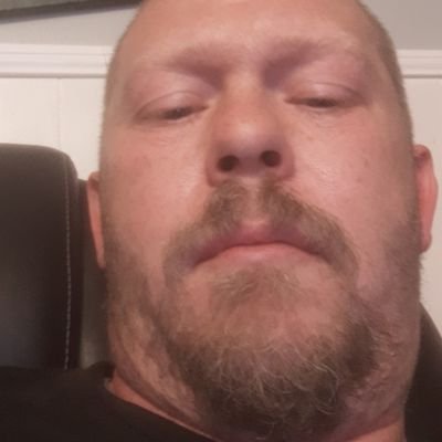 Profile Picture of Zinger22 (@BensingerMike) on Twitter