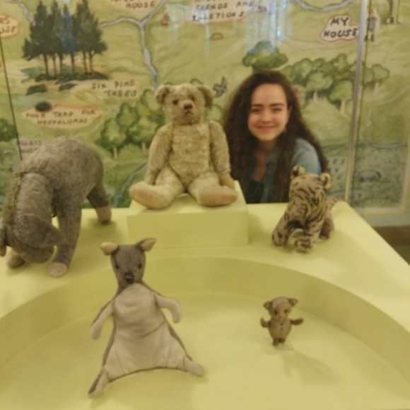 Profile Picture of Bethany Gareis (@bethg875) on Poshmark