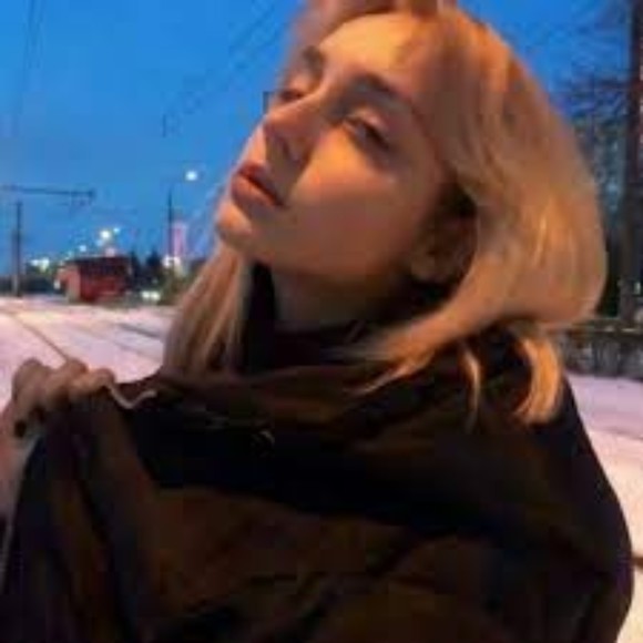 Profile Picture of Steven Herrera (@steven99820) on Poshmark