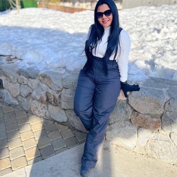 Profile Picture of Natividad Putul (@natividadputul) on Poshmark