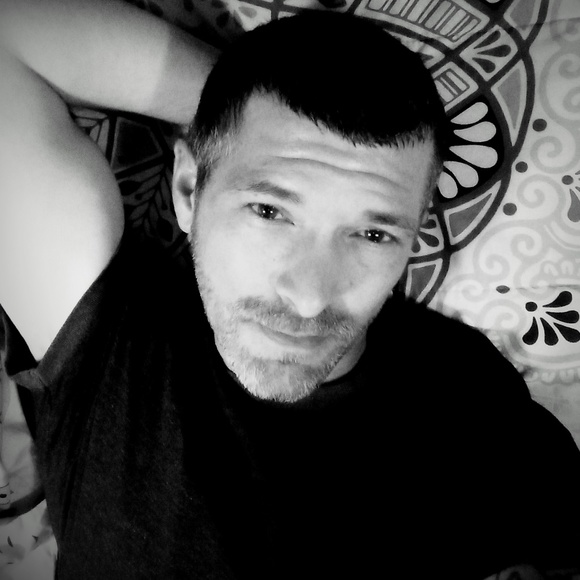 Profile Picture of Brian Miller (@bkmsrm091117) on Poshmark