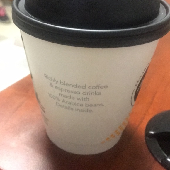 Profile Picture of Jenniffer Rosalez (@jennypretty15) on Poshmark