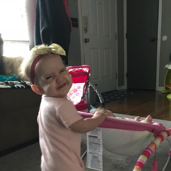 Profile Picture of Samantha Kagarice (@samantha2995) on Poshmark