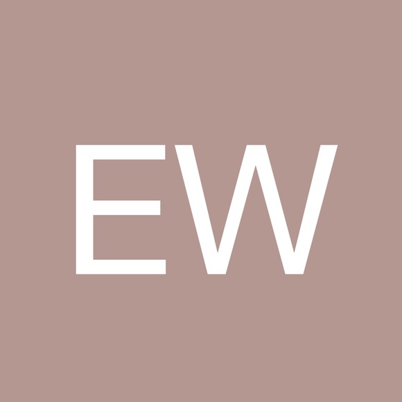 Profile Picture of Erica Winkelstein (@ewinkelstein1) on Poshmark