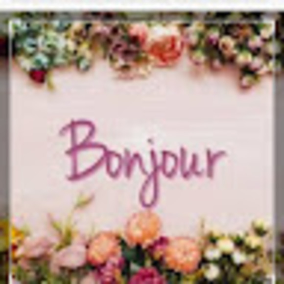 Profile Picture of Mary Tomei (@marytomei) on Poshmark