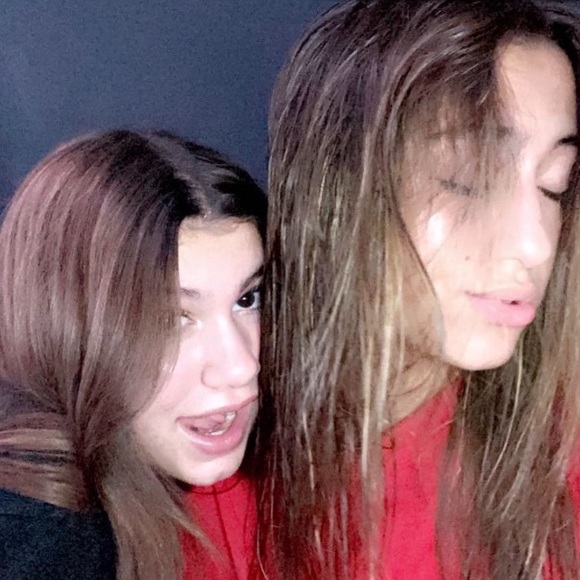 Profile Picture of Ashley Sikiyan (@asikiyan26) on Poshmark