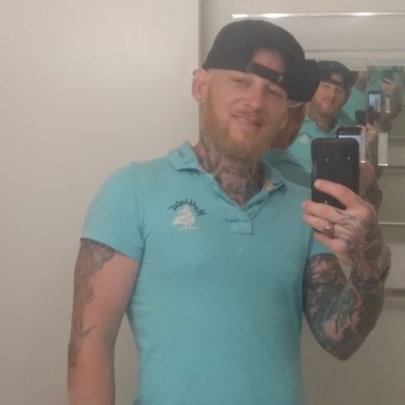 Profile Picture of James Wallace (@jameswallace549) on Poshmark