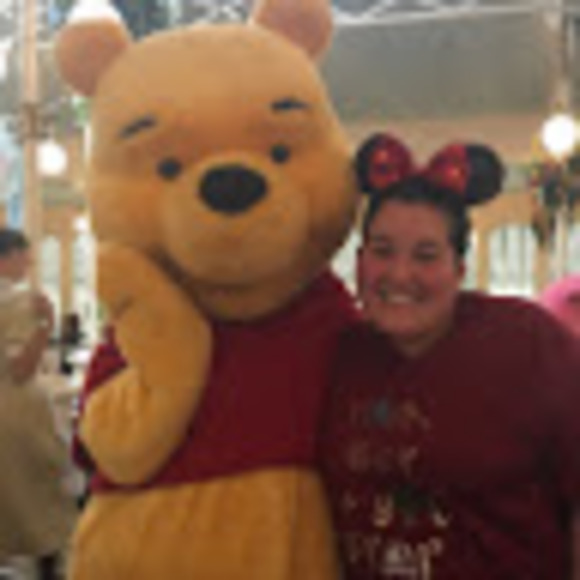 Erica Kastner - Poshmark Profile Picture of Erica Kastner (@ericakastner13) on Poshmark