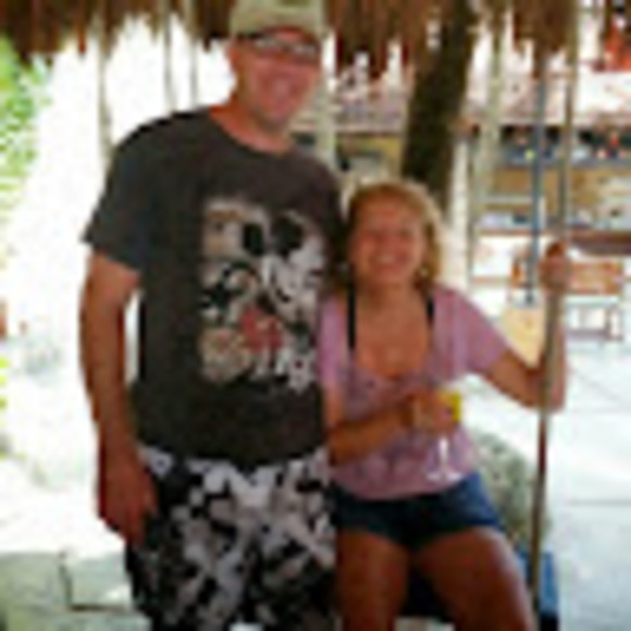 Profile Picture of Kris Littler (@krislittler) on Poshmark