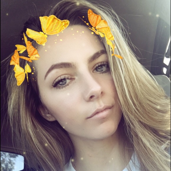 Profile Picture of Megan Knittel (@mknittel13) on Poshmark