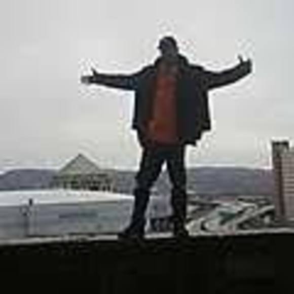 Profile Picture of James Reidy (@jamesreidy) on Poshmark