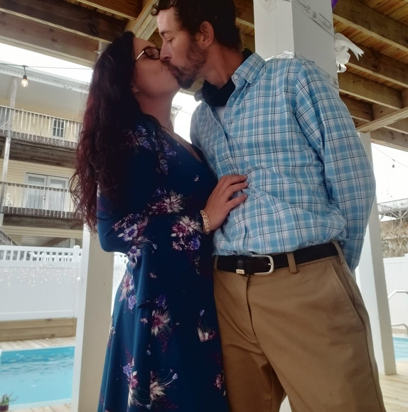 Profile Picture of Mandi Thornton (@mandib1986) on Poshmark