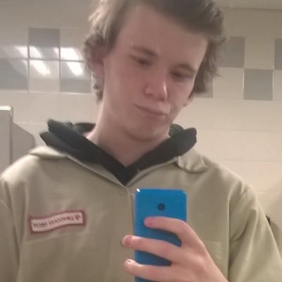 Profile Picture of Dylan Crouse (@dylancrousee) on Twitter