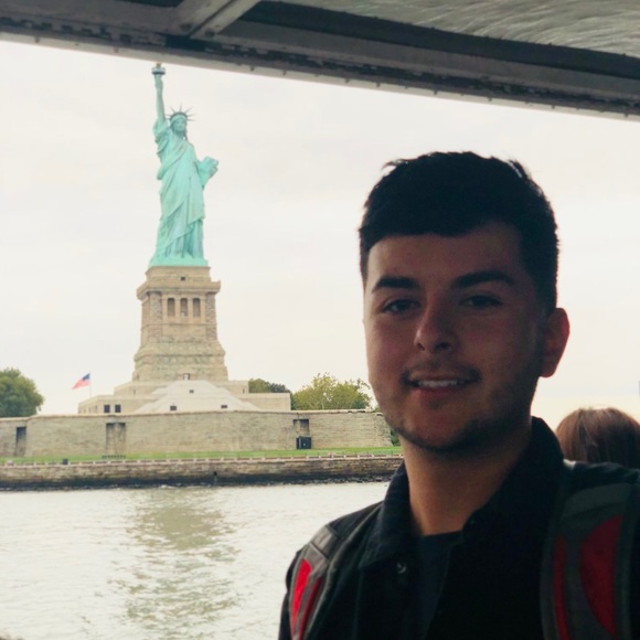 Profile Picture of Erik Cordova (@erikcordova082) on Poshmark