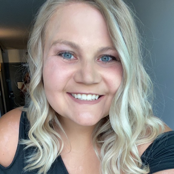 Profile Picture of Jesse Brownell (@jesseb94) on Poshmark