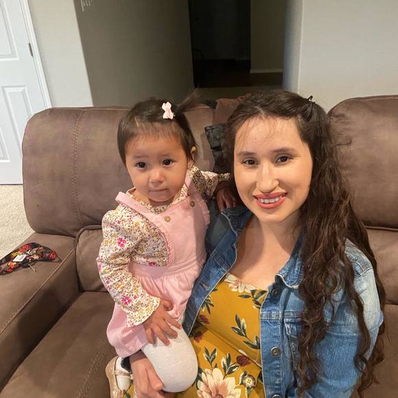 Profile Picture of Lorena Tavera (@gutilorena2) on Poshmark