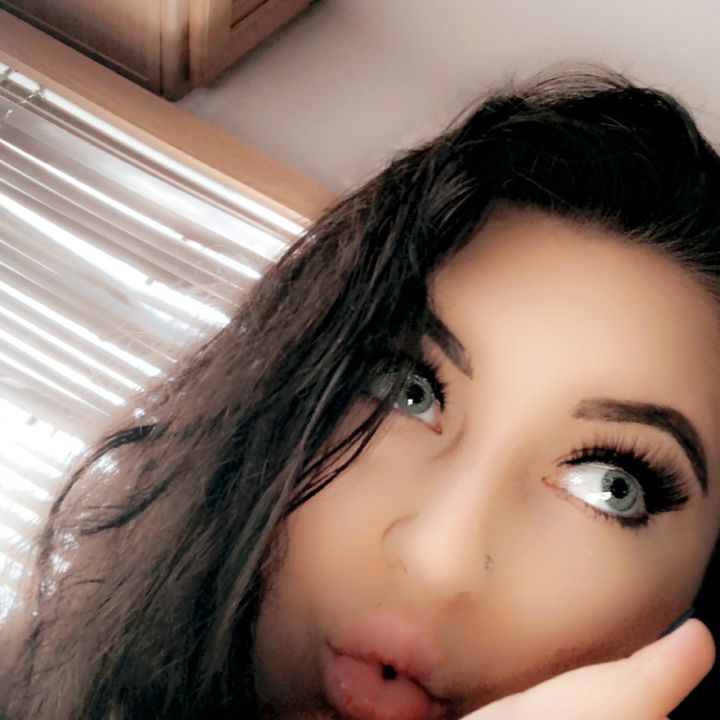 Profile Picture of Gena (@genathornton3) on Tiktok