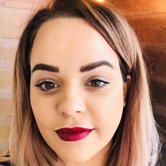 Marie Lahoud - Poshmark Profile Picture of Marie Lahoud (@marielahoud) on Poshmark