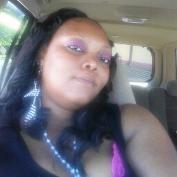 Profile Picture of Lakisha Evans (@kisha9955) on Poshmark